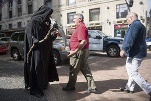 Crossing the street with phones is not safe. This is a 2016 campaign reported in the (Pittsburgh) Tribune-Review